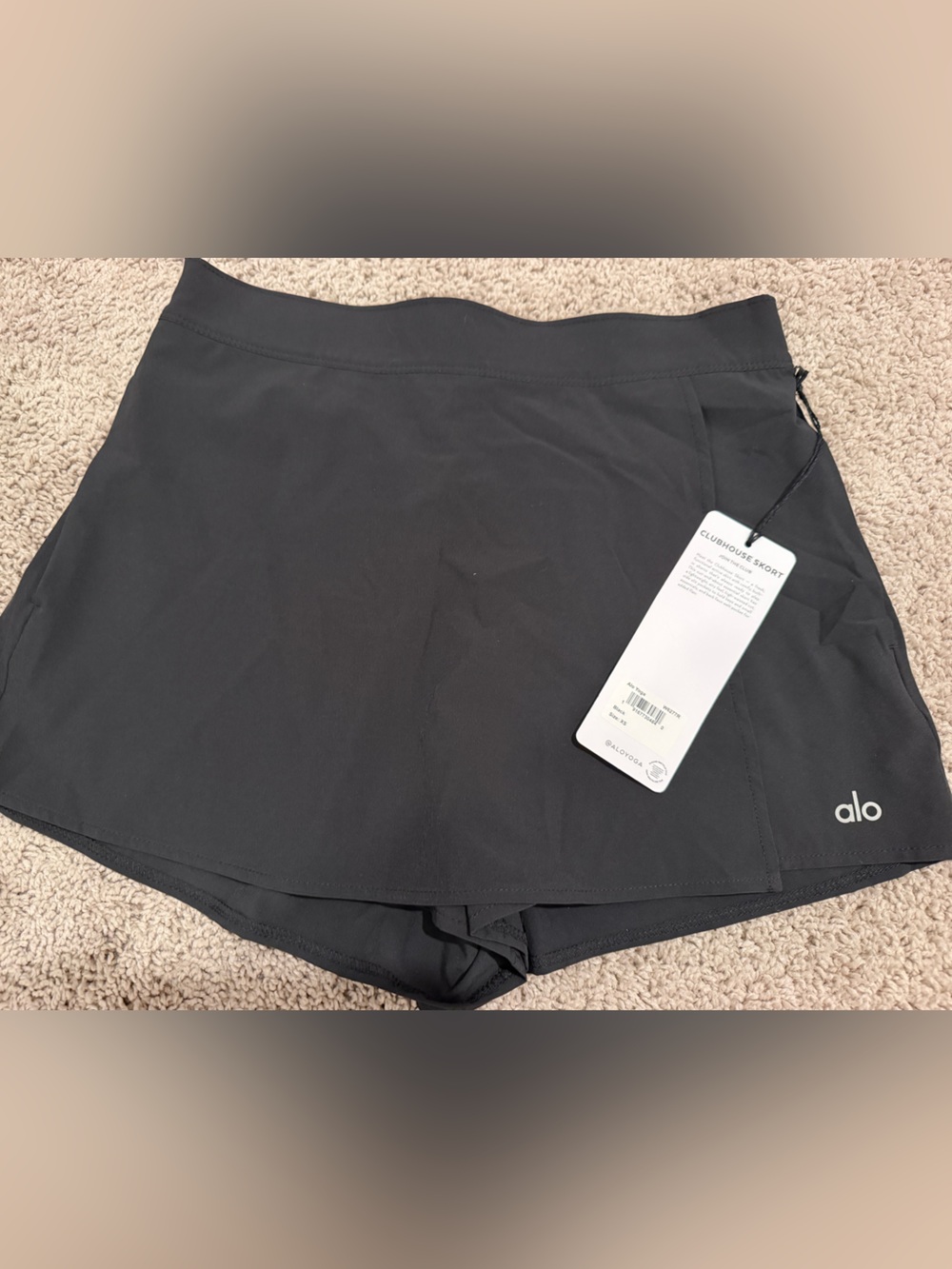 ALO Yoga Black Athletic Skort with Integrated Shorts